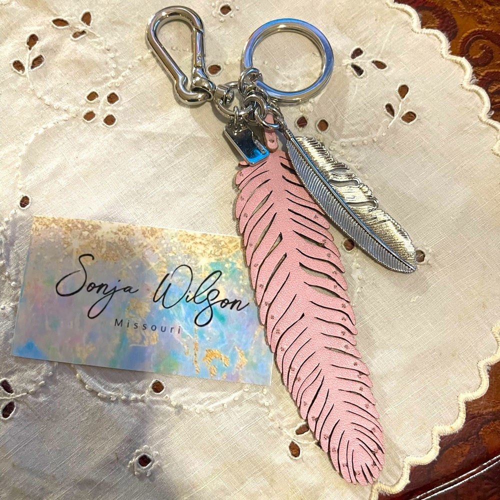 Coach Feather fob - Pink